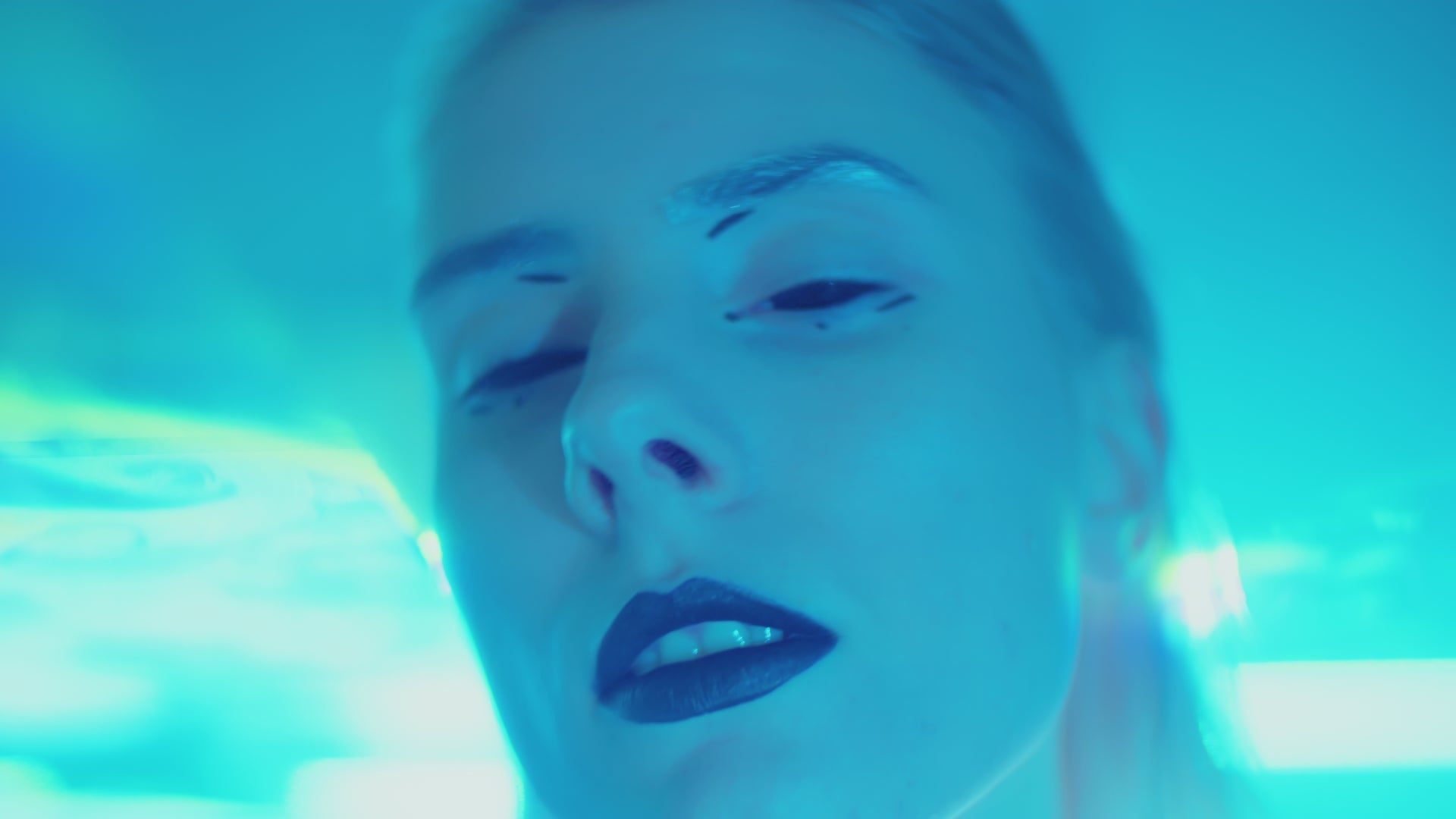 Load video:
